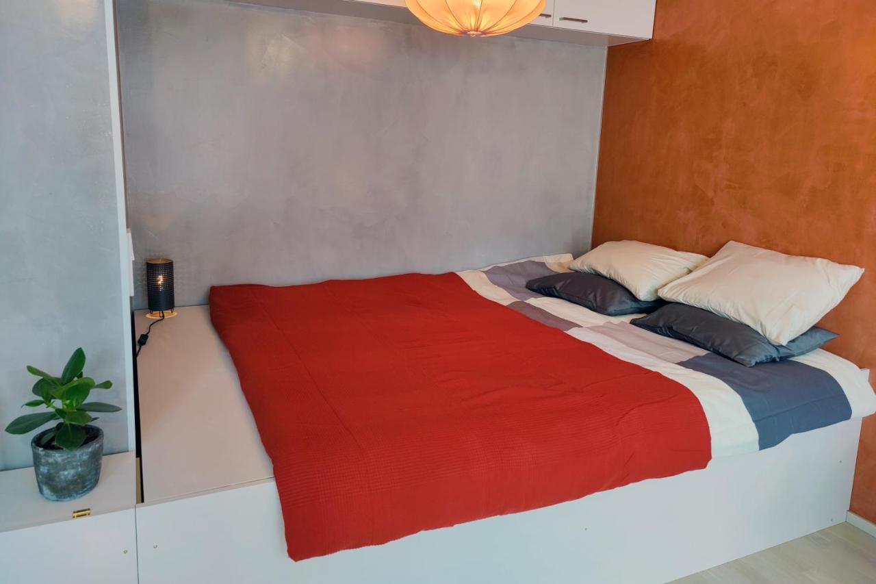 The Cutest Studio In Central Тампере Екстериор снимка